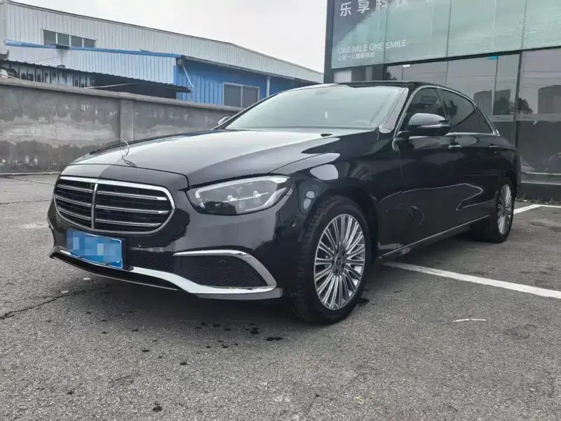 Mercedes-Benz E-Class, 2023