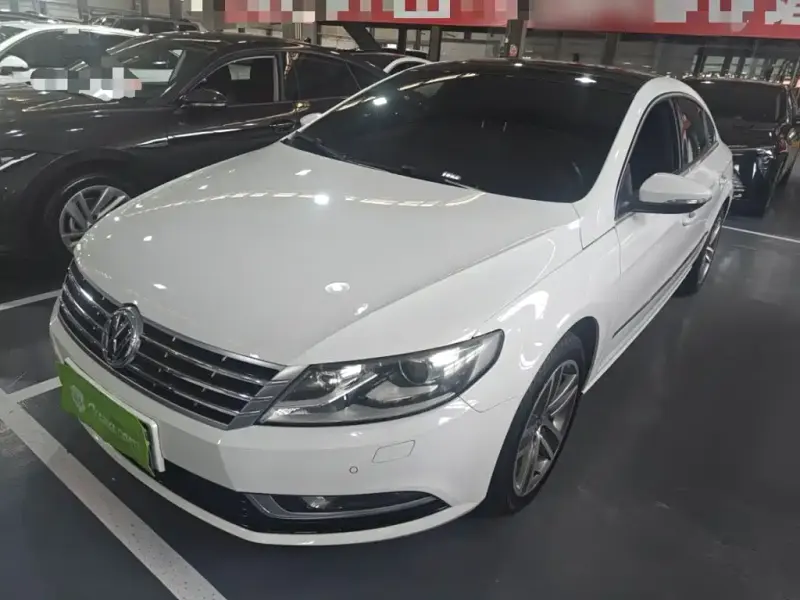 Volkswagen CC Volkswagen CC 2016 1.8TSI Luxury Type, 2017 — фото 1