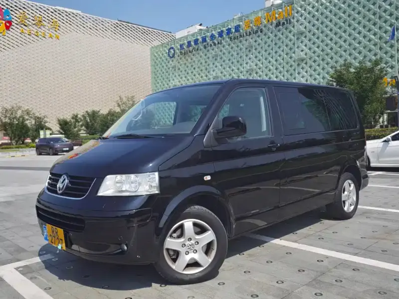 Volkswagen Caravelle, 2010