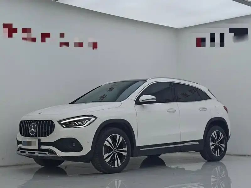 Mercedes-Benz GLA, 2023 — фото 1