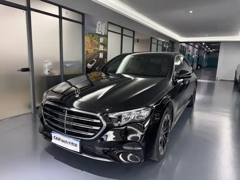 Mercedes-Benz E-Class, 2025