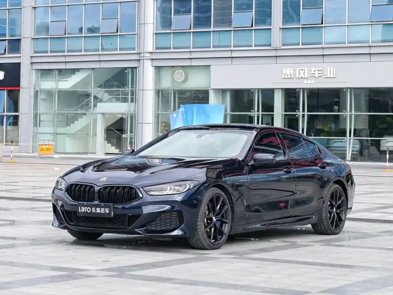 BMW 8 Series, 2022