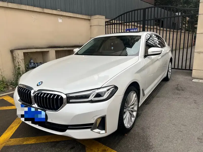 BMW 5 Series, 2023