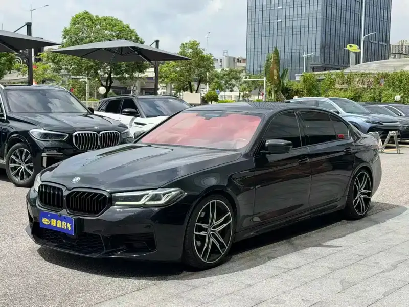 BMW 5 Series, 2022