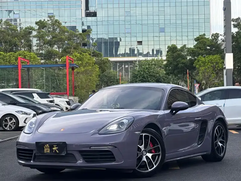 Porsche 718, 2018