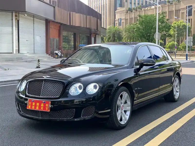 Bentley Flying Spur, 2012
