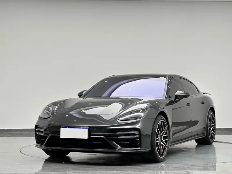 Porsche Panamera, 2021