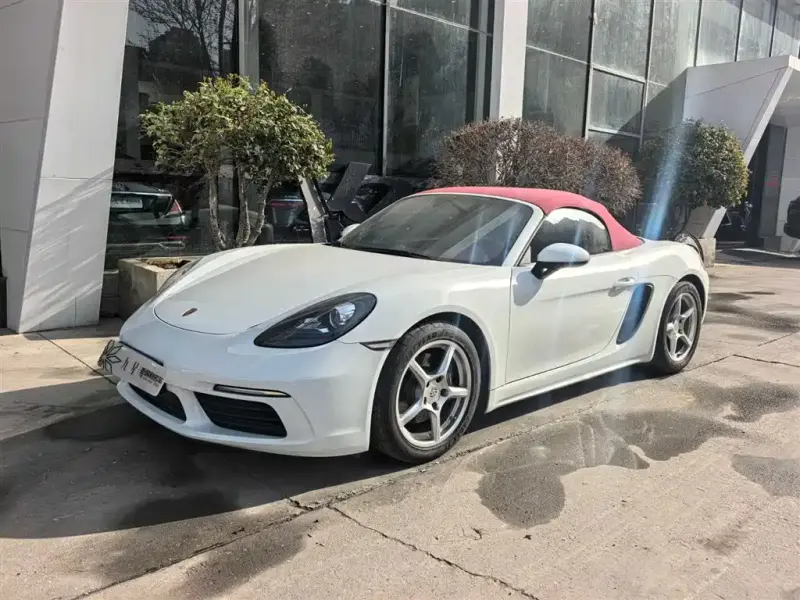 Porsche 718, 2024