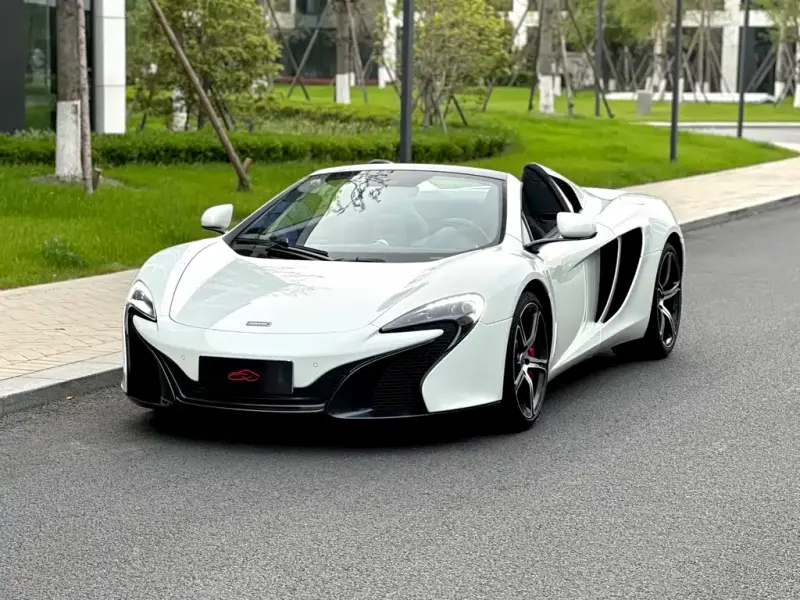 McLaren 625C, 2015