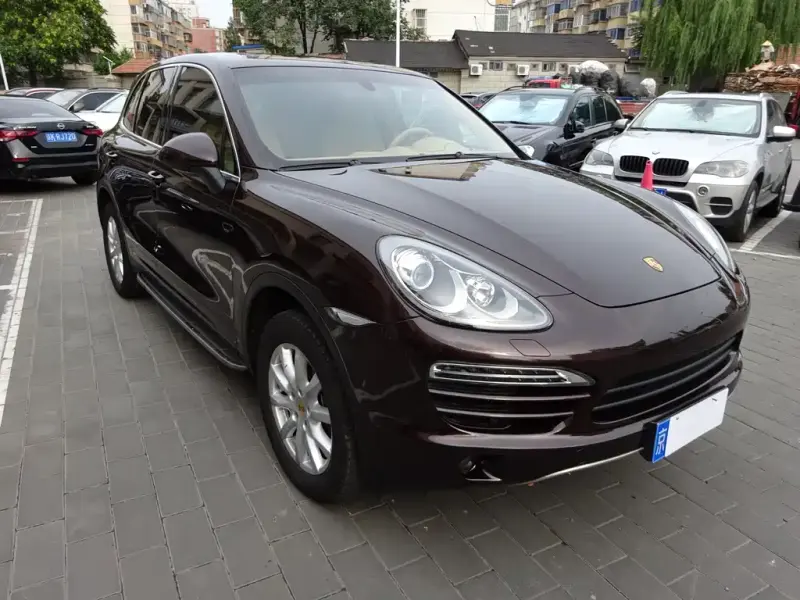 Porsche Cayenne, 2013