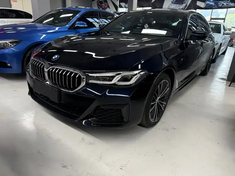 BMW 5 Series, 2022