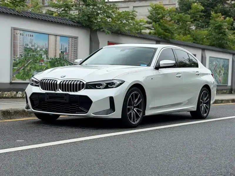 BMW 3 Series, 2023