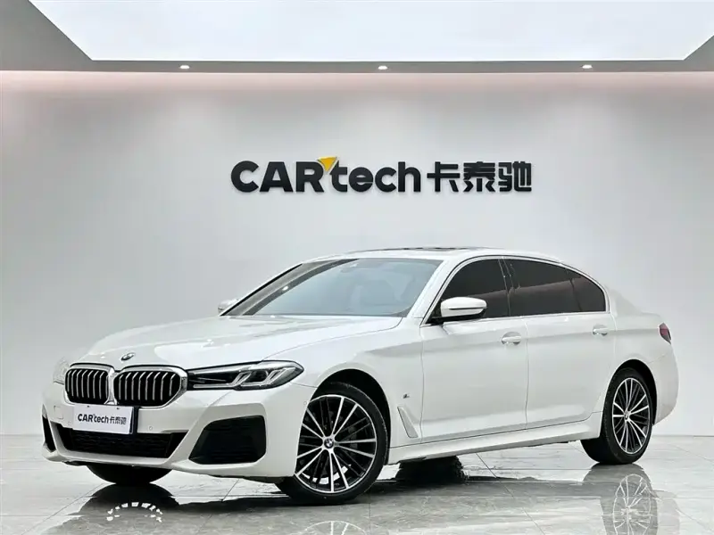 BMW 5 Series, 2022