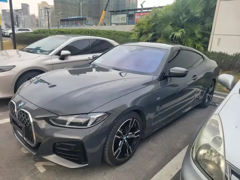 BMW 4 Series, 2025