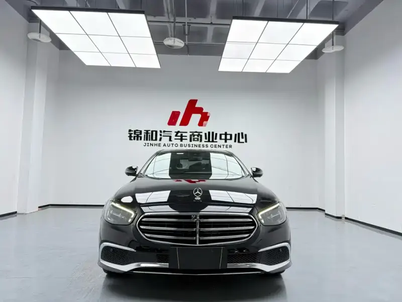 Mercedes-Benz E-Class, 2023