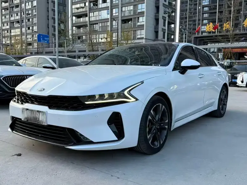 Kia K5, 2022