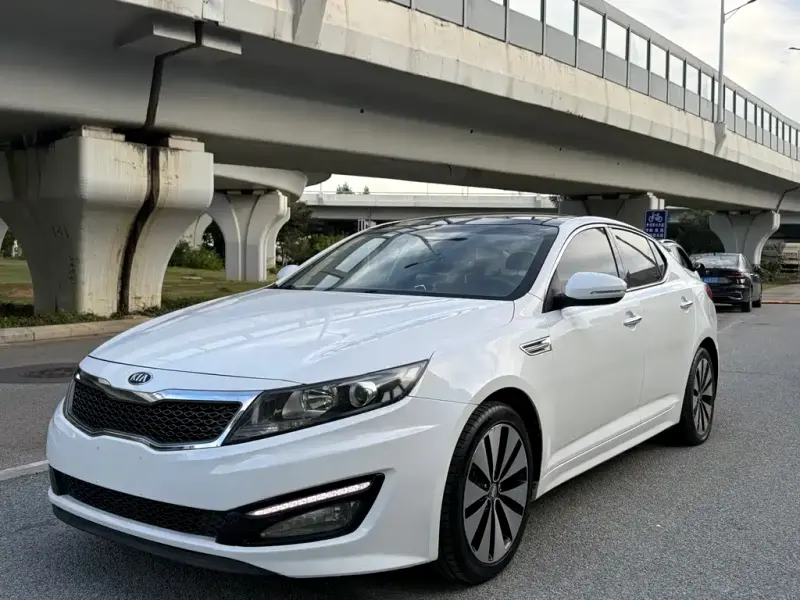 Kia K5, 2013