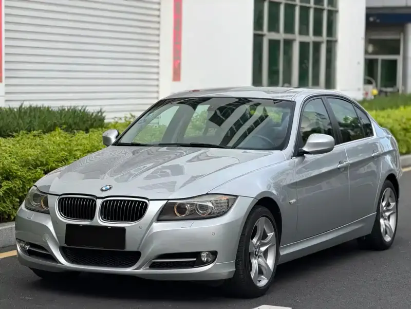 BMW 3 Series, 2011