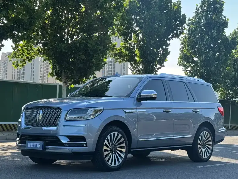 Lincoln Navigator, 2019