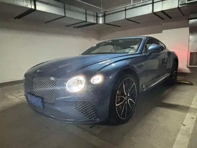 Bentley Continental, 2022