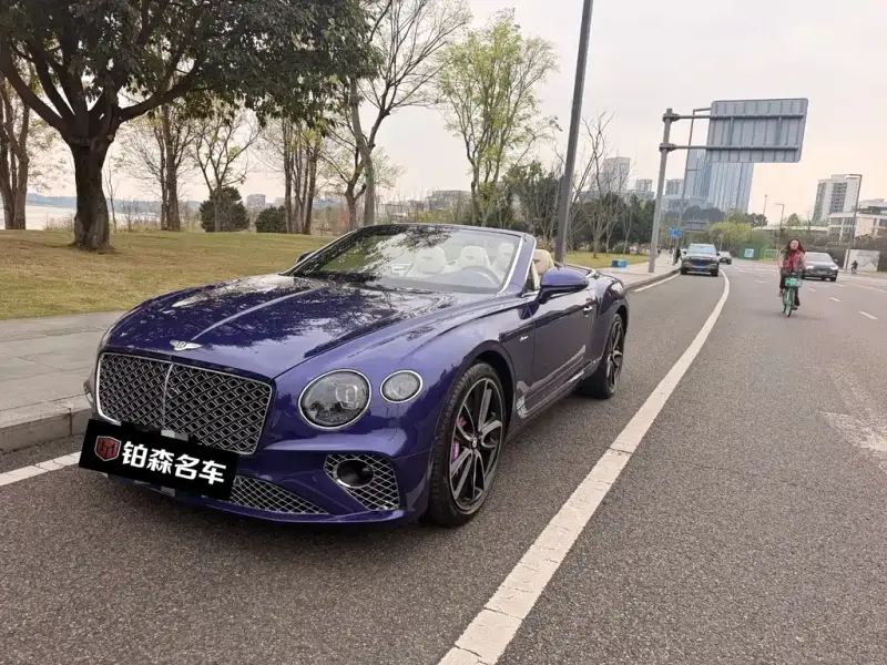 Bentley Continental, 2024