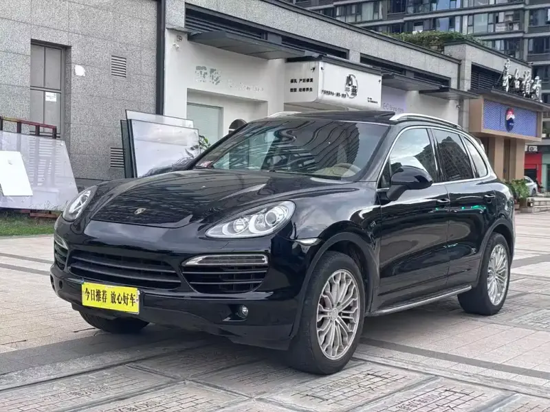 Porsche Cayenne, 2012