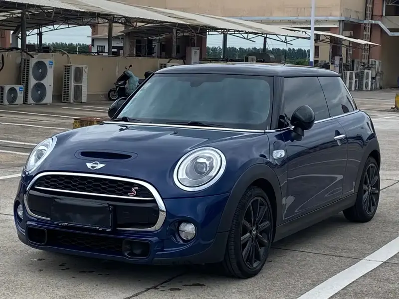 MINI Mini, 2015