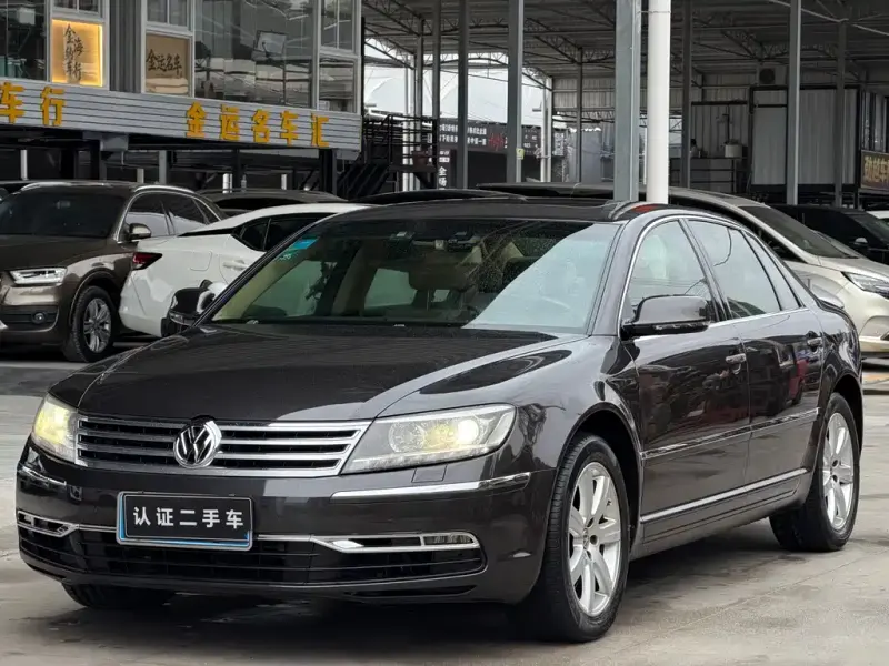Volkswagen Phaeton, 2013