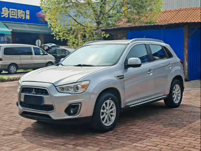Mitsubishi ASX, 2013