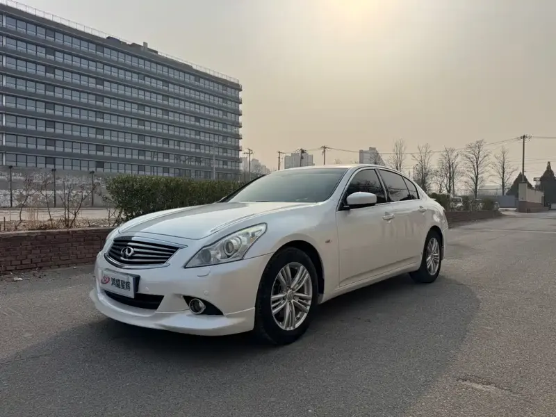 Infiniti G, 2014