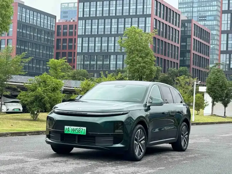 Li Auto Li L6, 2025