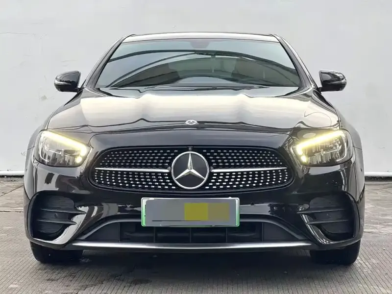 Mercedes-Benz E-Class, 2022