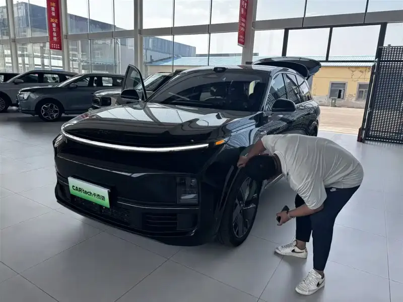 Li Auto Li L8, 2025