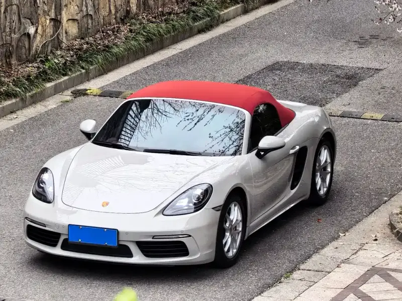 Porsche 718, 2024