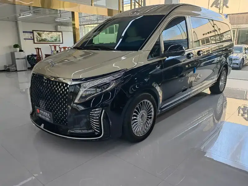 Kurti Shengmufeng, 2023