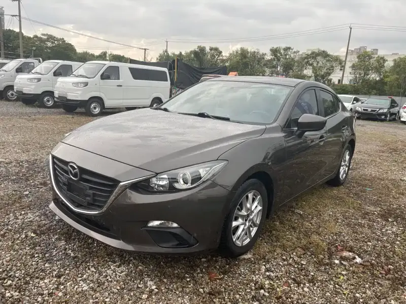 Mazda 3 Axela, 2014