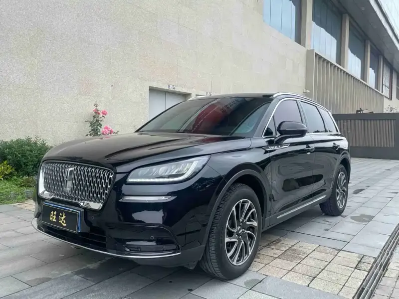Lincoln Corsair, 2020