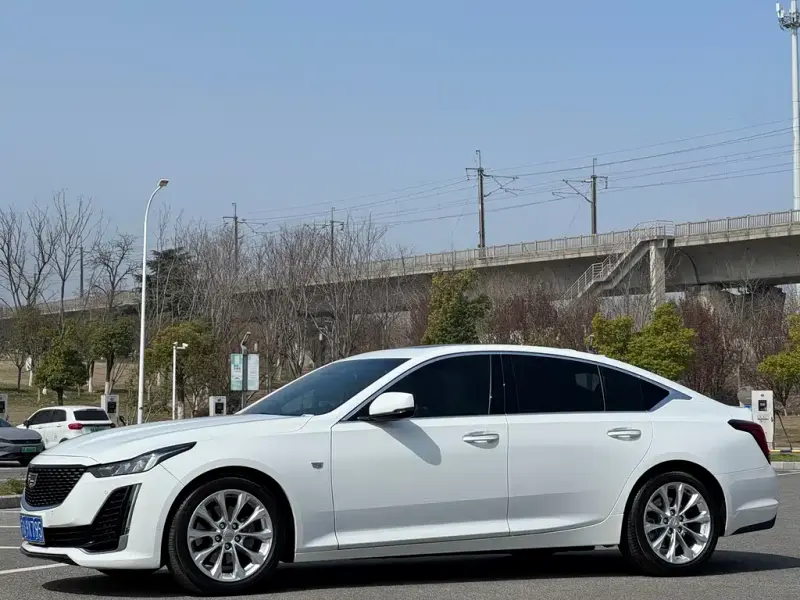 Cadillac CT5, 2022