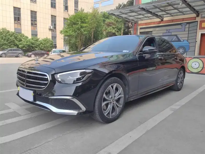 Mercedes-Benz E-Class, 2022