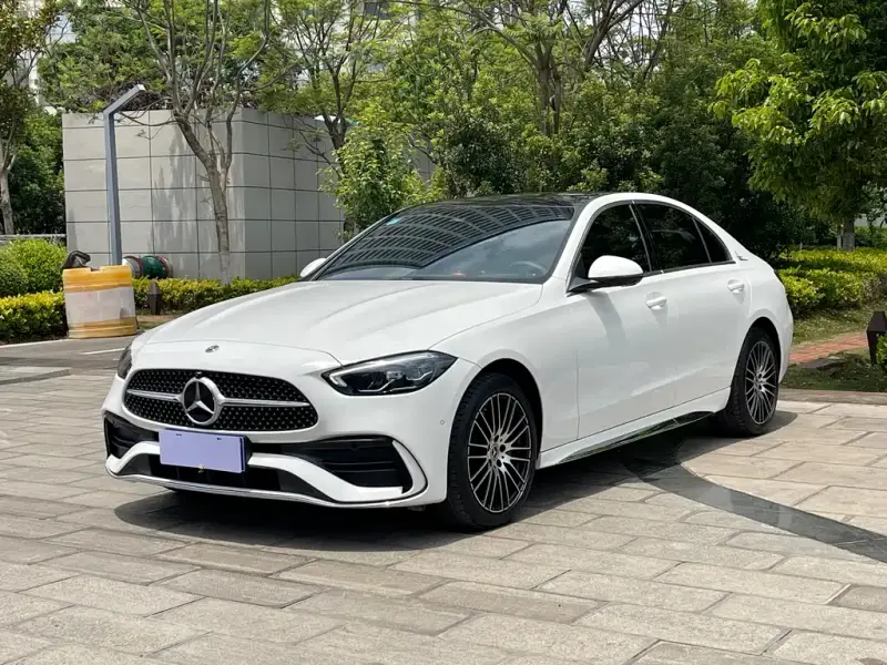 Mercedes-Benz C-Class, 2025