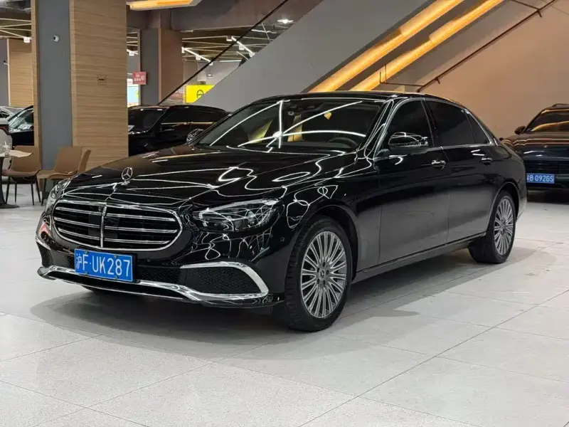 Mercedes-Benz E-Class, 2022