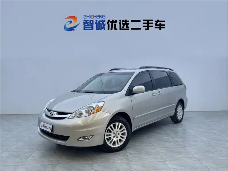 Toyota Sienna, 2008