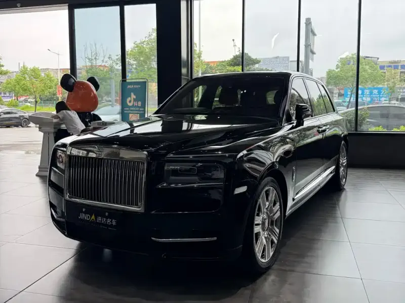 Rolls-Royce Cullinan, 2023