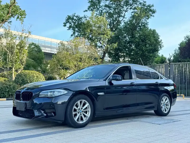 BMW 5 Series, 2011