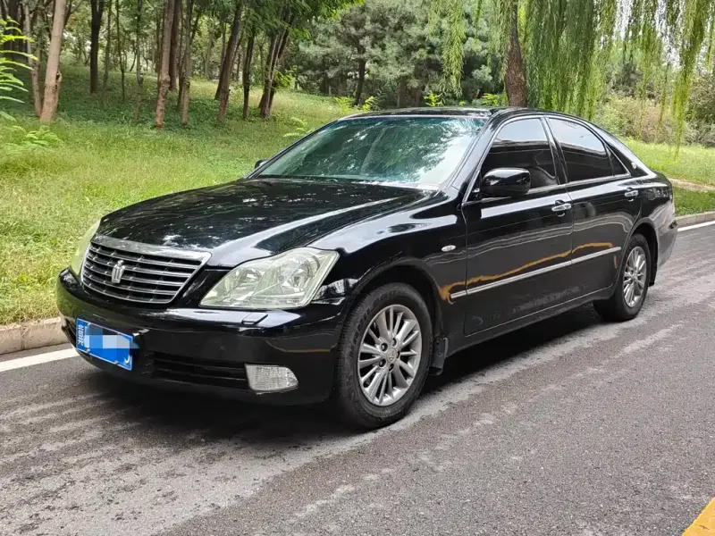 Toyota Crown, 2009