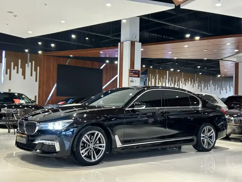 BMW 7 Series, 2019