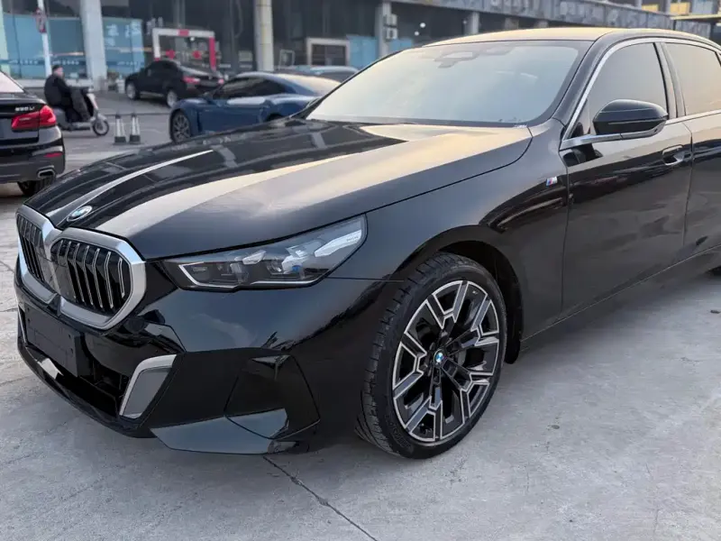 BMW 5 Series, 2024
