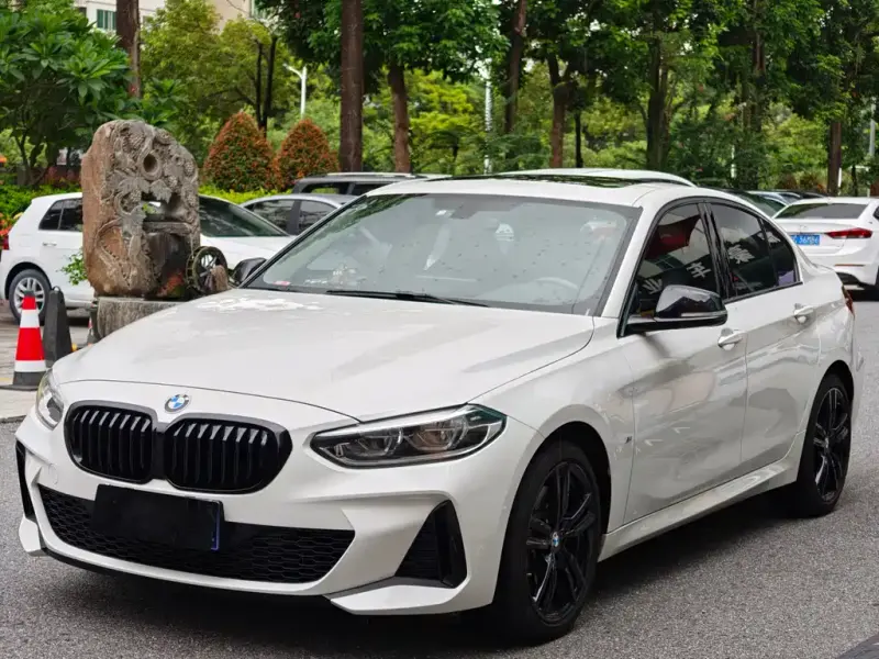 BMW 1 Series, 2023