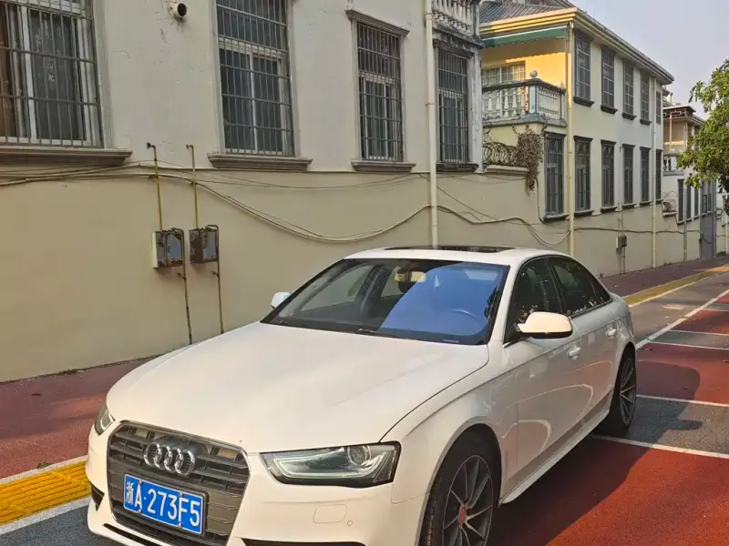 Audi A4L, 2015