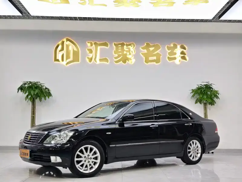 Toyota Crown, 2007